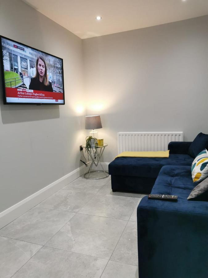 Modern 3-Bed Apartment In Magherafelt Sleeps 8 Exterior foto